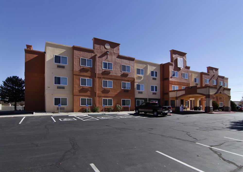 Comfort Suites Albuquerque-North Journal Center Exterior foto